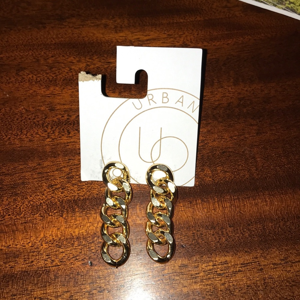 gold dangly earrings